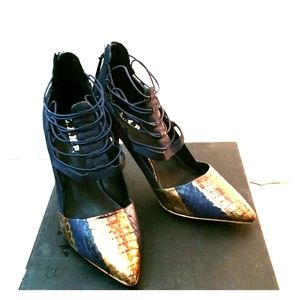 L.A.M.B shoes size 8.5